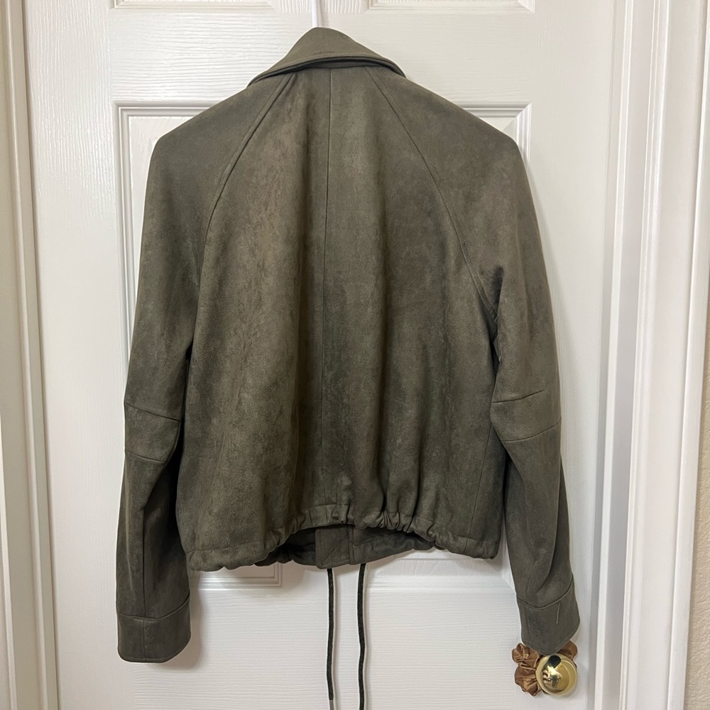 Universal Thread Suede Bubble Jacket - Olive Gree… - image 3